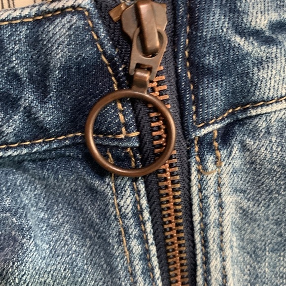 WE THE FREE Denim Mini Skirt SIZE 26 - Picture 4 of 5